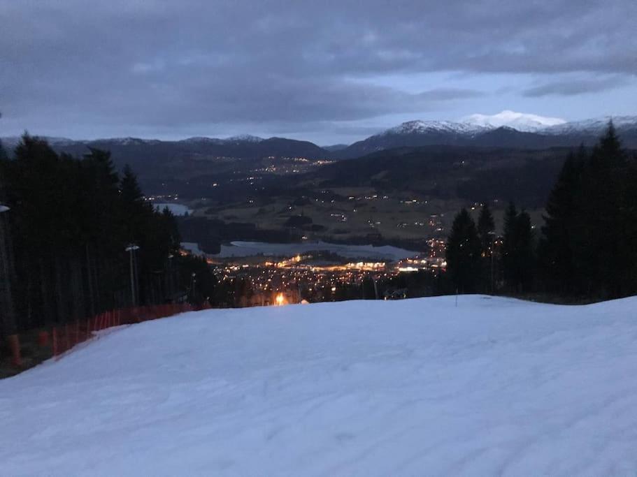 Voss - Flott Hytte I Bavallen Skulestadmo Exterior foto